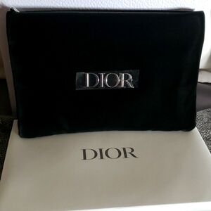 Dior vip pouch